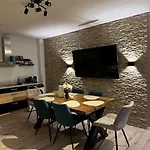 3 Raum City-apartment - 5min Zum Hbf Grupello-1 Apartment