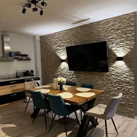 3 Raum City-apartment - 5min Zum Hbf Grupello-1 Appartement